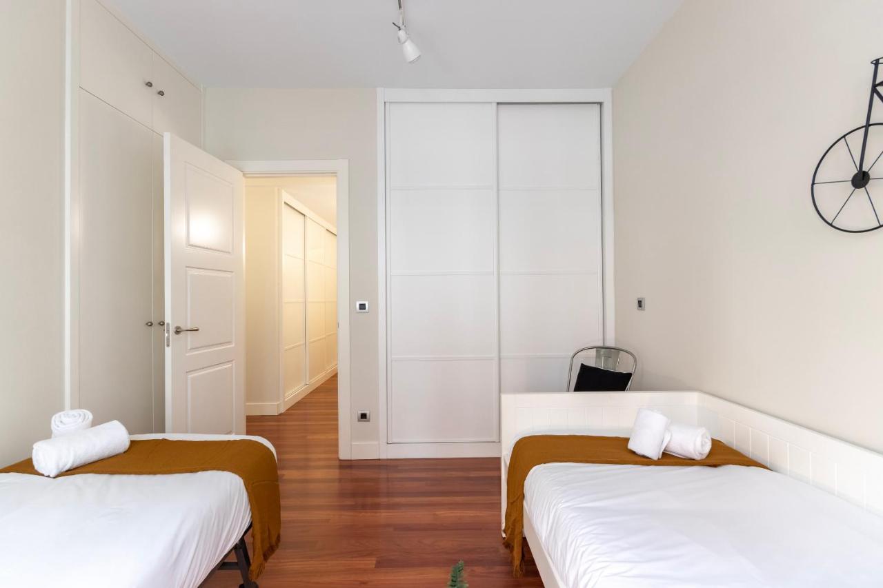 Gran Apartamento Con Estilo En El Centro De Bilbao Ngoại thất bức ảnh
