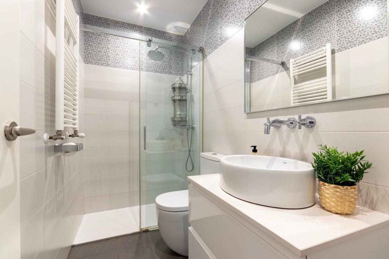 Gran Apartamento Con Estilo En El Centro De Bilbao Ngoại thất bức ảnh